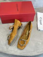 Uubags Ferragamo Maxi Gancini Mary Jane Pump In Brown Suede Leather 2cm - 3