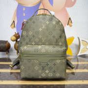 Uubags Louis Vuitton M29769 Palm Springs Backpack Green Monogram Canvas 29x20x38cm - 1