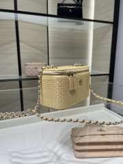 Uubags Chanel classic long vanity bag with shoulder strap braided raffia yarn & gold-colored metal in beige 9.5x17x8cm - 6