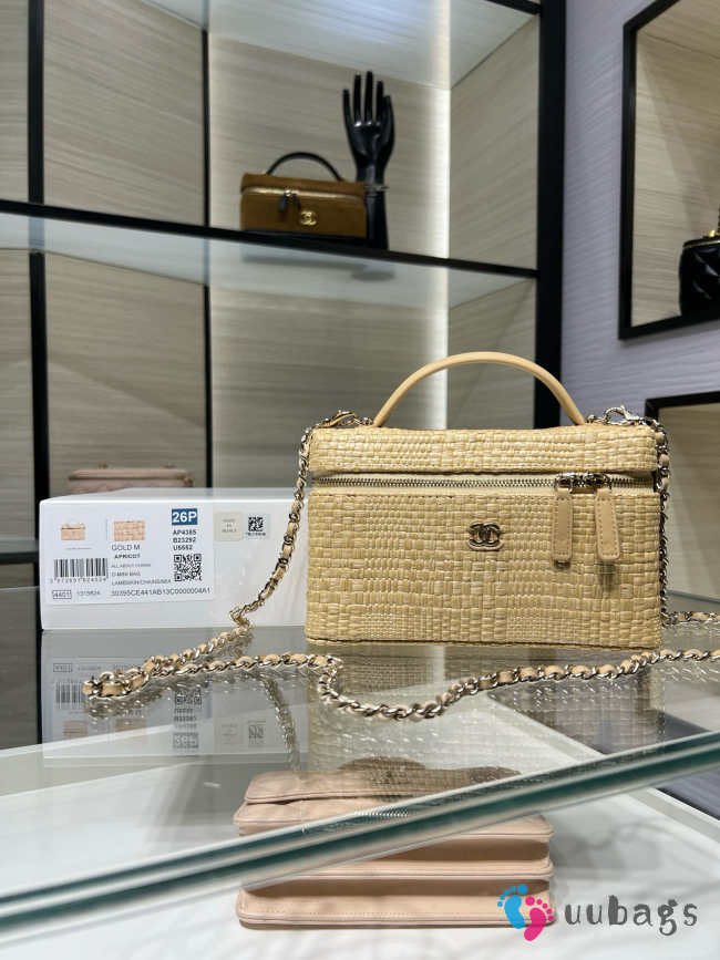 New Arrivals 2026 Chanel classic vanity bag with shoulder strap braided raffia yarn & gold-colored metal beige 17x19.5x5cm - 1