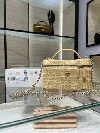 New Arrivals 2026 Chanel classic vanity bag with shoulder strap braided raffia yarn & gold-colored metal beige 17x19.5x5cm