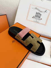 Uubags Hermes Chypre Sandal Suede In Army Pink  - 4