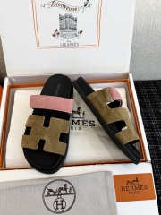 Uubags Hermes Chypre Sandal Suede In Army Pink  - 3