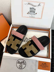 Uubags Hermes Chypre Sandal Suede In Army Pink  - 2