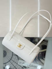 Uubags Chanel Small Bowling Bag Grained Shiny Calfskin & Gold-Tone Metal In White 10x20.5x10cm - 2