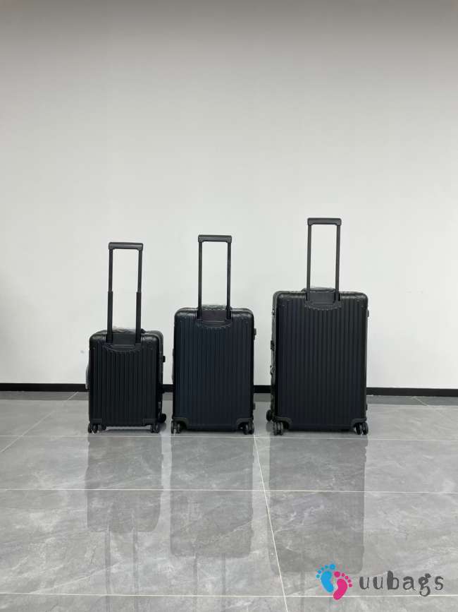 Uubags Rimowa Cabin Black Suitcase 30cm - 1