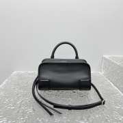 Uubags Loewe mini Amazona 180 bag in black soft calfskin 20x11.5x7cm - 1