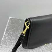 Uubags Celine Medium Soft Triomphe Besace In Black Supple Shiny Lambskin 32x26x2cm - 5