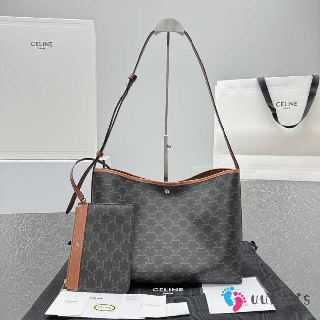 Uubags Celine Soft Shopper Bag In Tan Triomphe Canvas and Calfskin 32.5x24.5x14cm - 1