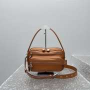 Uubags Acne Studios Camero party shoulder bag in cognac brown 26x16x7cm - 5