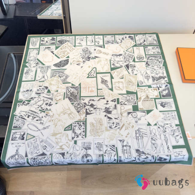 Uubags Hermes scarf in silk twill with hand-rolled edges green 88.5x88.5cm - 1