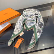 Uubags Hermes scarf in silk twill with hand-rolled edges green 88.5x88.5cm - 2