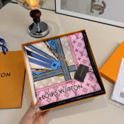 Uubags Louis Vuitton monogram confidential square silk scarf in pink 90x90cm - 4