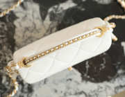 Uubags Chanel Mini Top Handle Flap Bag In White Quilted Lambskin with Gold Hardware 18x12x6cm - 6