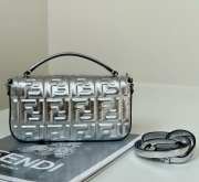Uubags Fendi Baguette Phone Pouch In Silver Metallic 18.5x2.5x10cm - 6