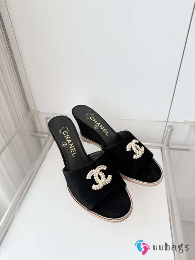Uubags Chanel Sandals In Velvet & Imitation Pearls Black 8.5cm - 1