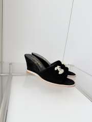 Uubags Chanel Sandals In Velvet & Imitation Pearls Black 8.5cm - 6