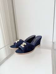 Uubags Chanel Sandals In Velvet & Imitation Pearls Blue 8.5cm - 6