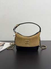Uubags Chanel Clutch with strap Calfskin Suede, Glossy Sheepskin & Gold Metallic Brown/ Black 17.5x17.5x7.5cm - 1