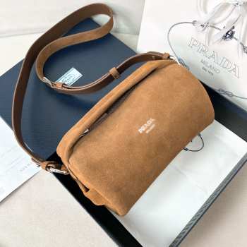 Uubags Prada small suede leather shoulder bag in cinnamon 24x11x11cm