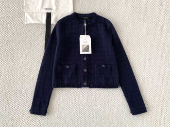 Uubags Chanel Jacket In Cashmere Navy Blue
