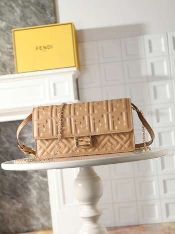 Uubags Fendi wallet on chain baguette light brown nappa leather wallet with FF motif 21x11.5x5cm