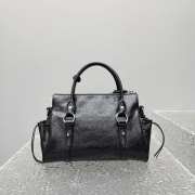 Uubags Miu Miu shiny leather top-handle bag in black 30x22x13cm - 2