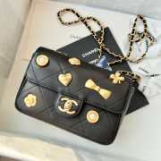 Uubags Chanel 2021 icon quilted chain shoulder bag in black lambskin 19x14x6.5cm - 4