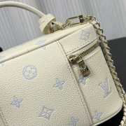 Uubags Louis Vuitton M27744 Vanity Chain Pouch In Milky white Monogram/Blue 19x11.5x6.5cm - 5