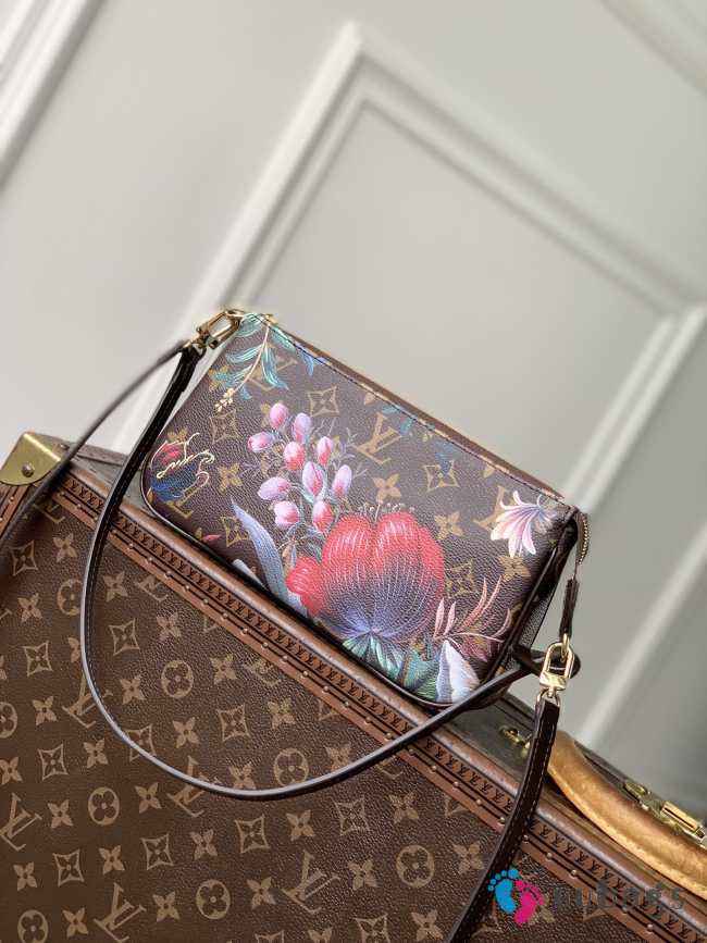 New Arrivals 2026 Louis Vuitton M29148 Pochette Accessoires Bag Monogram Ebene 23.5x13.5x4cm - 1