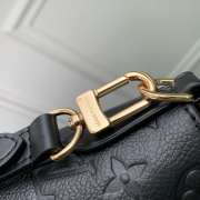 Uubags Louis Vuitton M29152 Skyline MM Bag In Black 40x26x15cm - 6