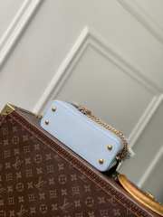 Uubags Louis Vuitton M28199 Capucines East-West Mini Bag In Olympus Blue 12x22x8cm - 2