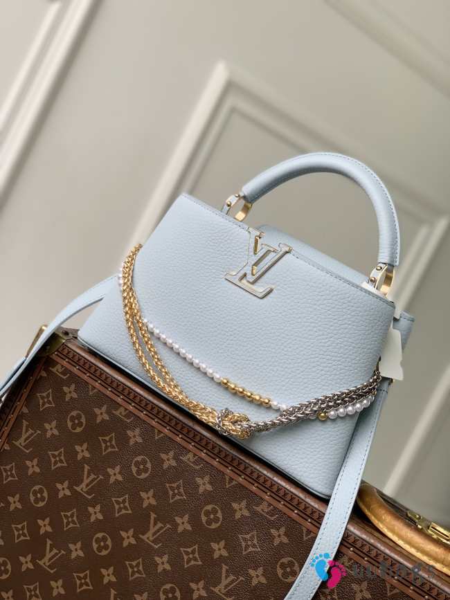 Uubags Louis Vuitton M28199 Capucines East-West Medium Bag In Olympus Blue 18x29x9cm - 1