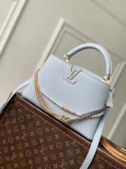 Uubags Louis Vuitton M28199 Capucines East-West Medium Bag In Olympus Blue 18x29x9cm - 1