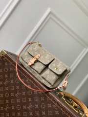 Uubags Louis Vuitton M27602 Cargo Accessory Pouch In Khaki Green 23.5x14x3cm - 1