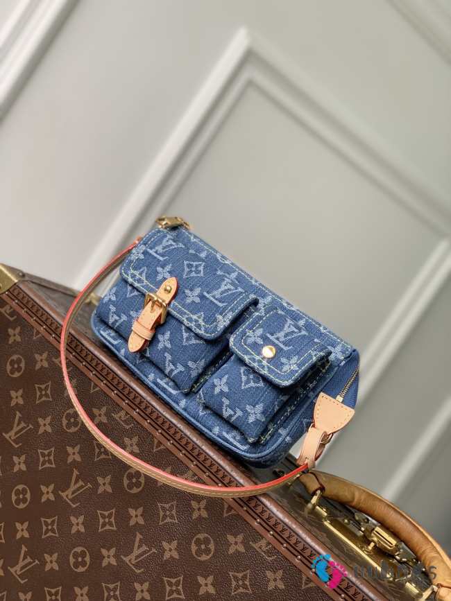 Uubags Louis Vuitton M27602 Cargo Accessory Pouch In Blue Denim 23.5x14x3cm - 1
