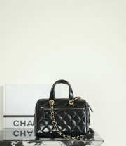 Uubags Chanel Small Bowling Bag In Patent Crumpled Calfskin & Gold-Tone Metal Black 17x21x13cm - 4