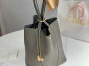 Uubags medium Chloe Spin tote bag in grey grained leather 27x30x14cm - 6