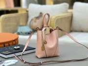 Uubags small Chloe Spin tote bag in pink grained leather 18x19x8cm - 6