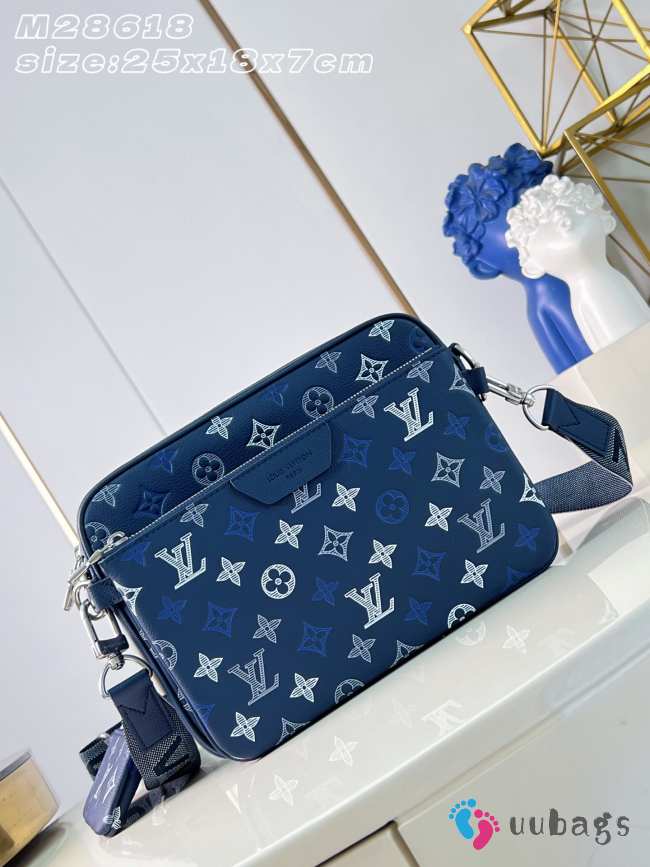 Uubags Louis Vuitton M28618 Trio Messenger Bag Monogram Shadow 25x18.5x7cm - 1