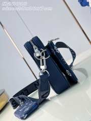 Uubags Louis Vuitton M28618 Trio Messenger Bag Monogram Shadow 25x18.5x7cm - 4