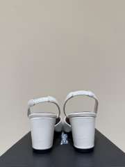Uubags Chanel Slingback Shoes Glossy Sheepskin & Calfskin In White & Gold Metallic 6.5cm - 3