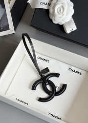 Uubags Chanel Mini Bag Charm Lambskin In Black 7x9.4x0.4cm - 1