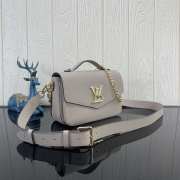 Uubags Louis Vuitton M22735 Oxford bag in light grey 22x16x9.5cm - 2