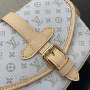 Uubags Louis Vuitton M12327 Saumur BB Bag 20x16x7.5cm - 2