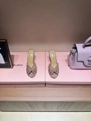 Uubags Gianvito Rossi mules in pink 8.5cm - 2