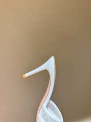 Uubags Gianvito Rossi mules in white 8.5cm - 6