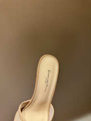Uubags Gianvito Rossi mules in beige 8.5cm - 5