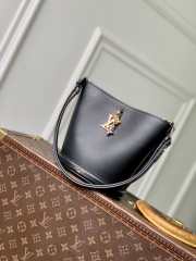 Uubags Louis Vuitton M27260 LV Bloom Mini Hobo In Black Calfskin Leather 16x17.5x11cm - 1