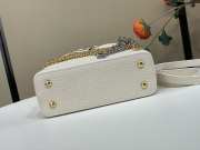 Uubags Louis Vuitton M27312 Capucines PM Bag In White 21x13.6x8cm - 4